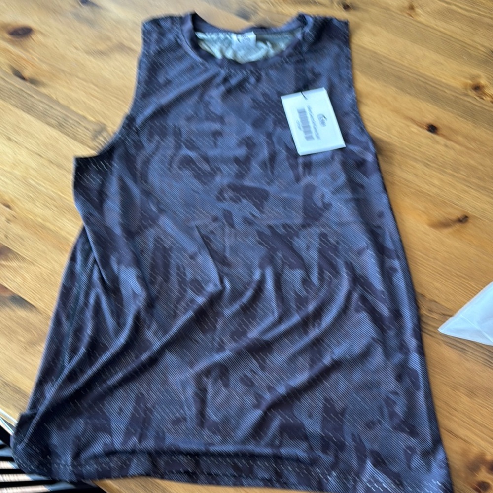Zyia Black Camo Chill Tank Size M New with tags.